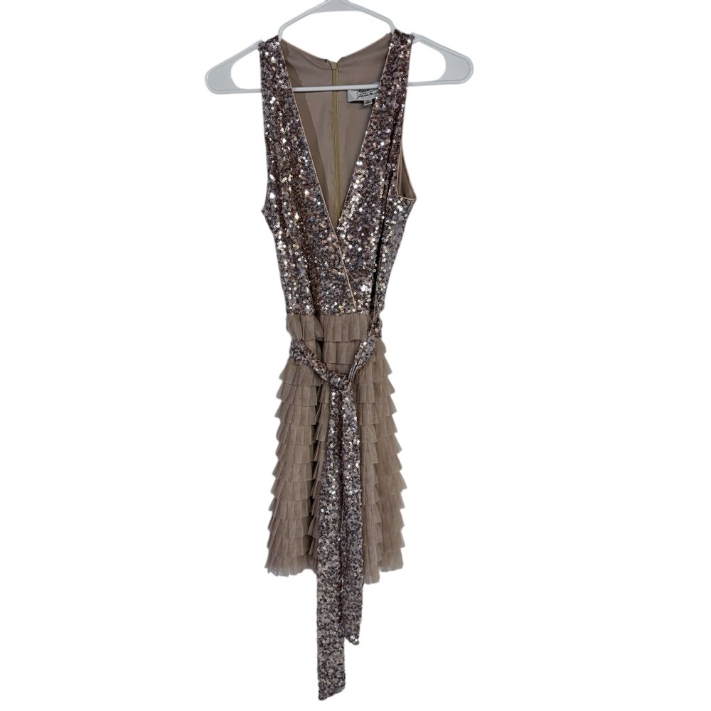 Badgley Mischka Sequin Ruffle Champagne Party Cocktail Dress Mark & James Size 2